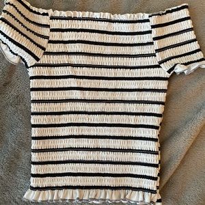 Off shoulder crop top